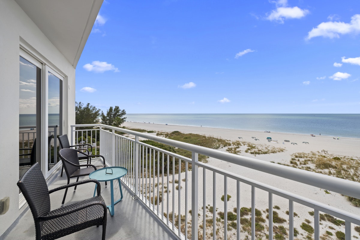 Provident Oceana Beachfront Suites - Three Bedroom Gulf Front Suite Balcony & Beach View